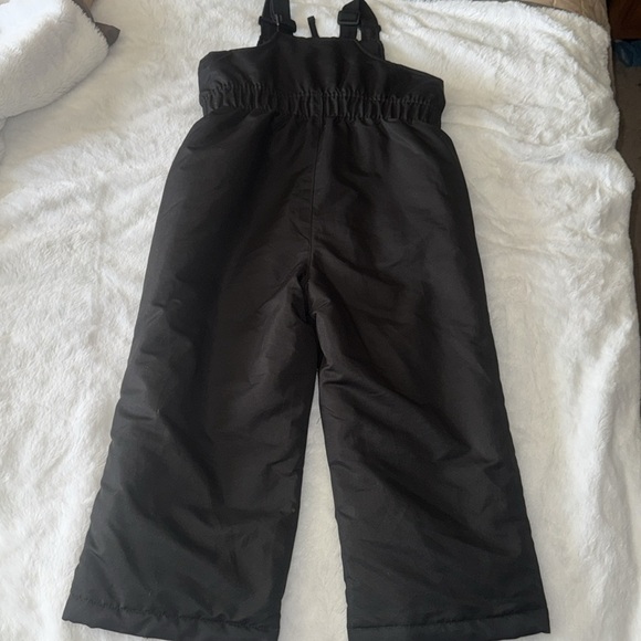 Health tech size 4t black snow pants like new - Picture 3 of 3